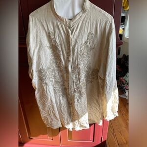 Embroidered linen shirt